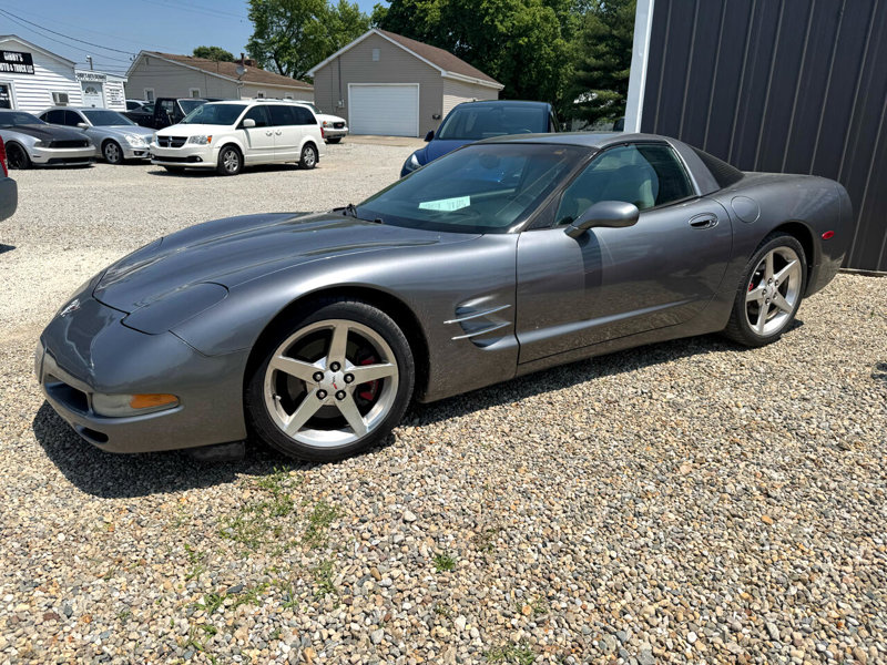 Used 2003 Chevrolet Corvette Coupe w/ Preferred Equipment Group image 1