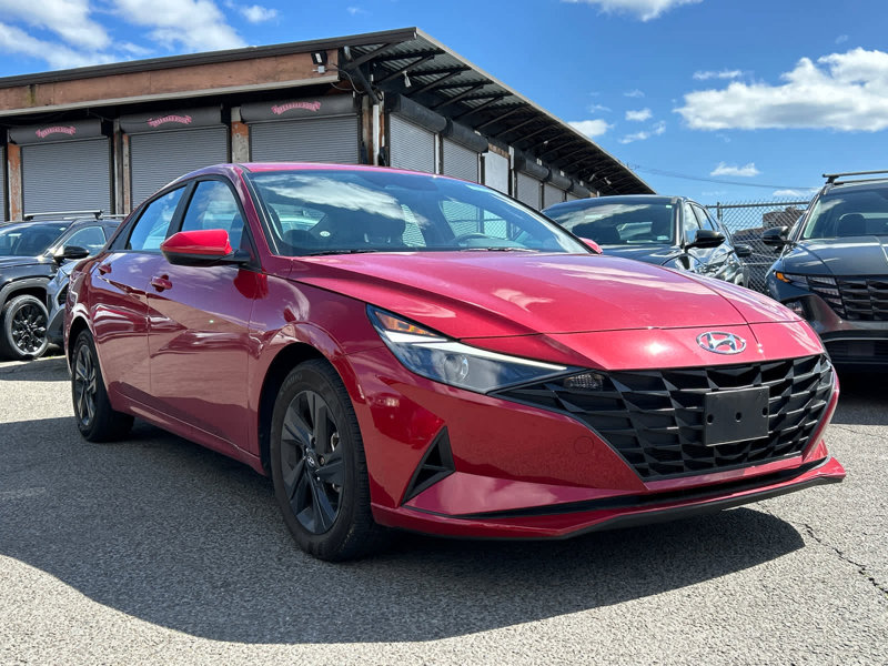 Certified 2023 Hyundai Elantra SEL image 1