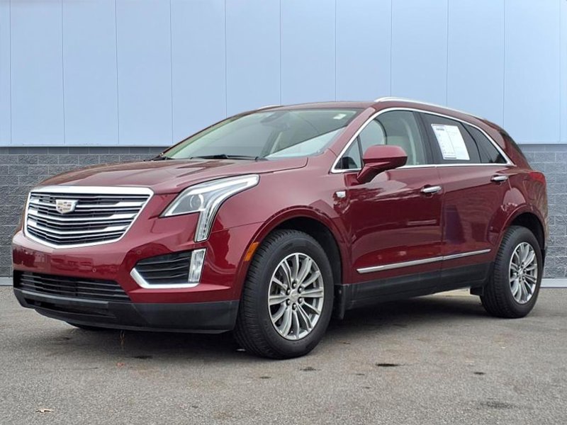 Used 2017 Cadillac XT5 Luxury w/ Driver Awareness Package image 1