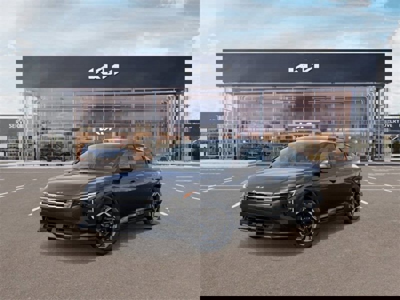 New 2025 Kia K4 EX image 1