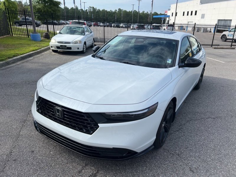 Certified 2023 Honda Accord Sport image 1