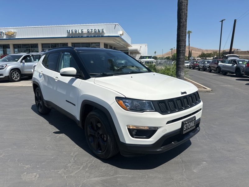 Used 2019 Jeep Compass Altitude image 1
