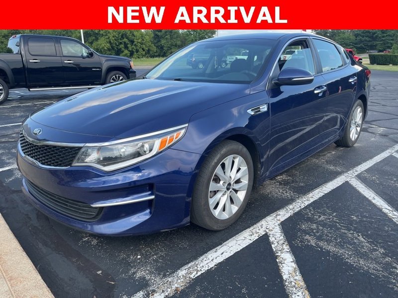 Used 2018 Kia Optima LX w/ 17" Alloy Wheels Package image 1