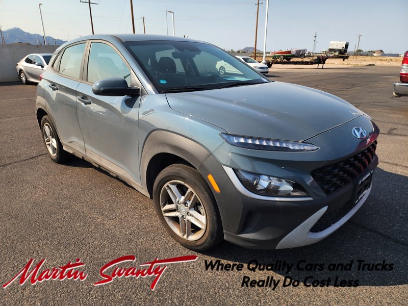 Used 2022 Hyundai Kona SE w/ Cargo Package image 1