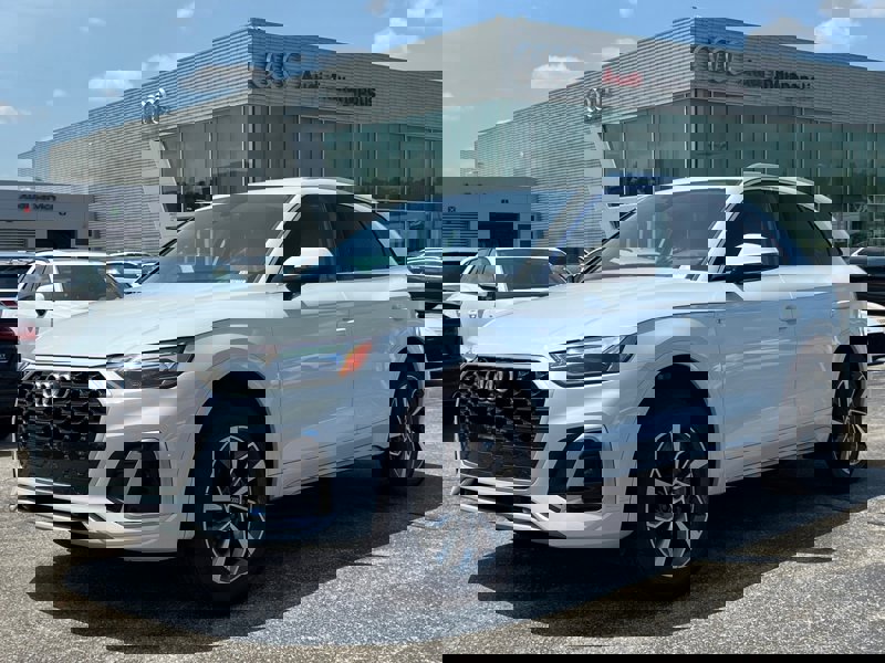 Certified 2022 Audi Q5 2.0T Premium Plus w/ Premium Plus Package image 1