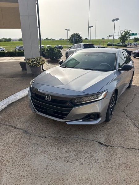 Used 2022 Honda Accord Sport image 1