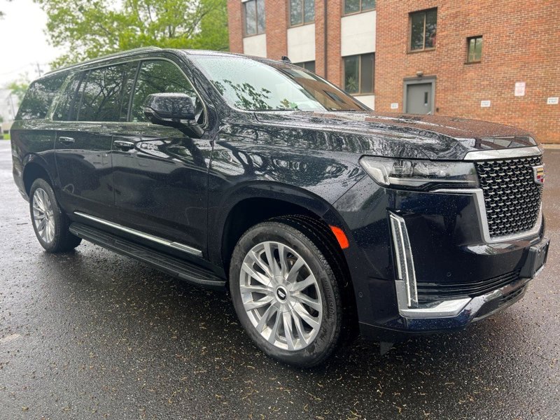 Certified 2022 Cadillac Escalade ESV Premium Luxury image 1