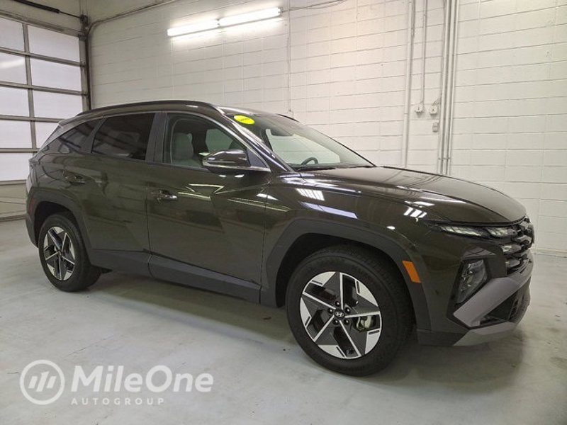 Certified 2025 Hyundai Tucson SEL image 1