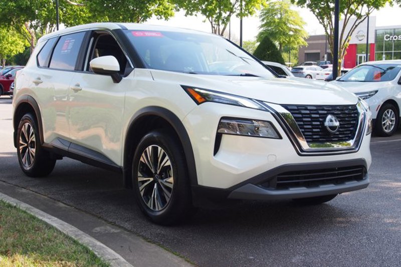 Certified 2023 Nissan Rogue SV image 1
