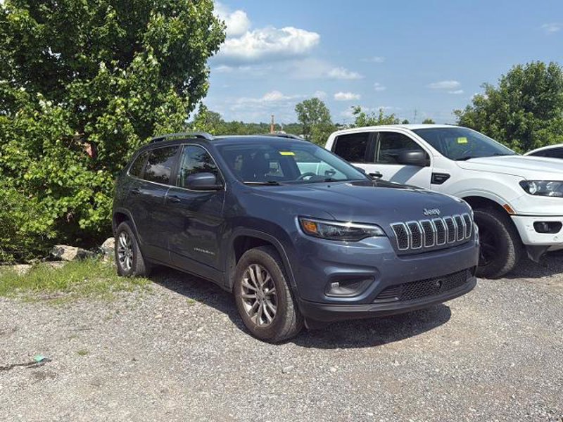 Used 2021 Jeep Cherokee Latitude Lux image 1
