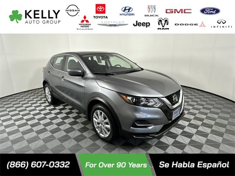 Certified 2022 Nissan Rogue Sport S image 1