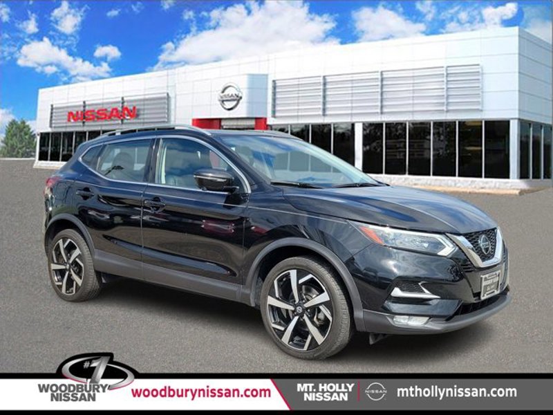 Certified 2022 Nissan Rogue Sport SL w/ Premium Package image 1