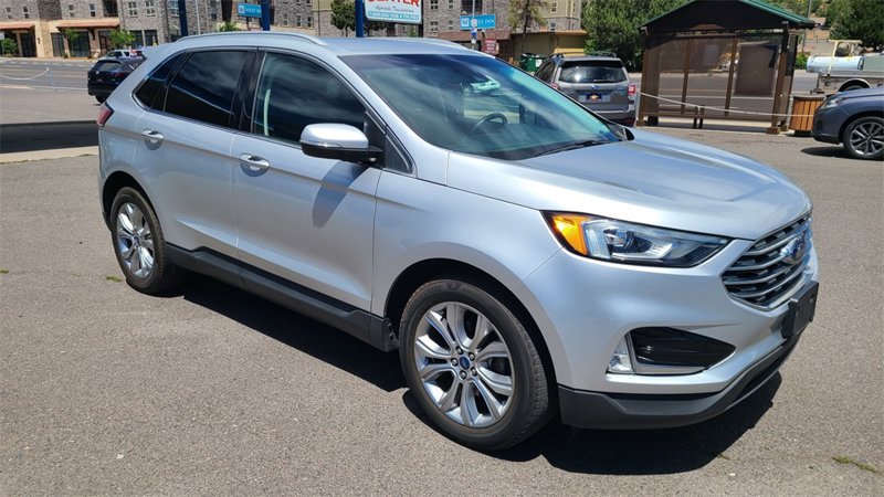 Used 2019 Ford Edge Titanium image 1