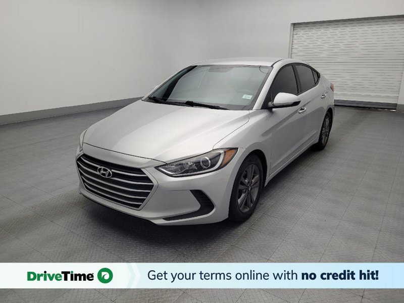 Used 2017 Hyundai Elantra SE image 1
