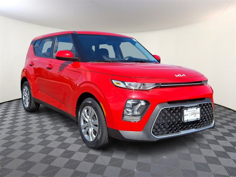 Certified 2022 Kia Soul LX image 1