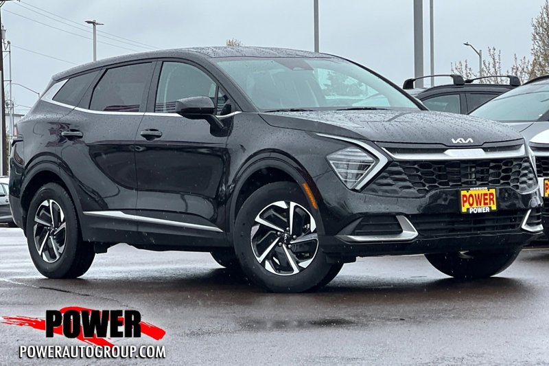 Certified 2024 Kia Sportage LX image 1