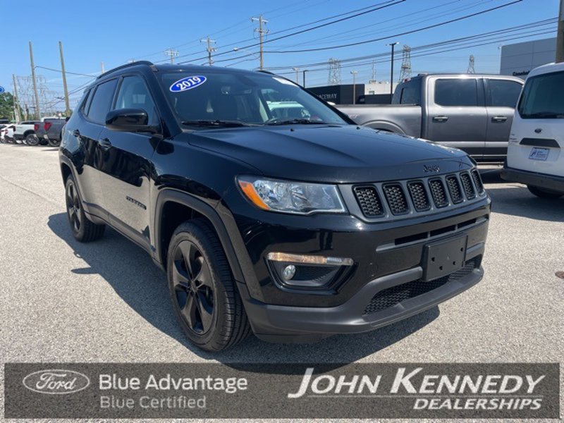 Used 2019 Jeep Compass Altitude image 1