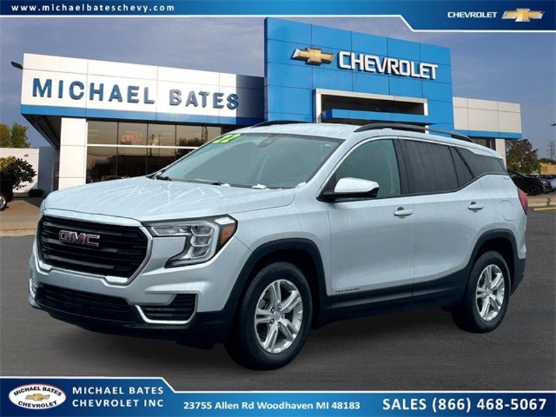 Certified 2022 GMC Terrain SLE w/ Driver Convenience Package image 1