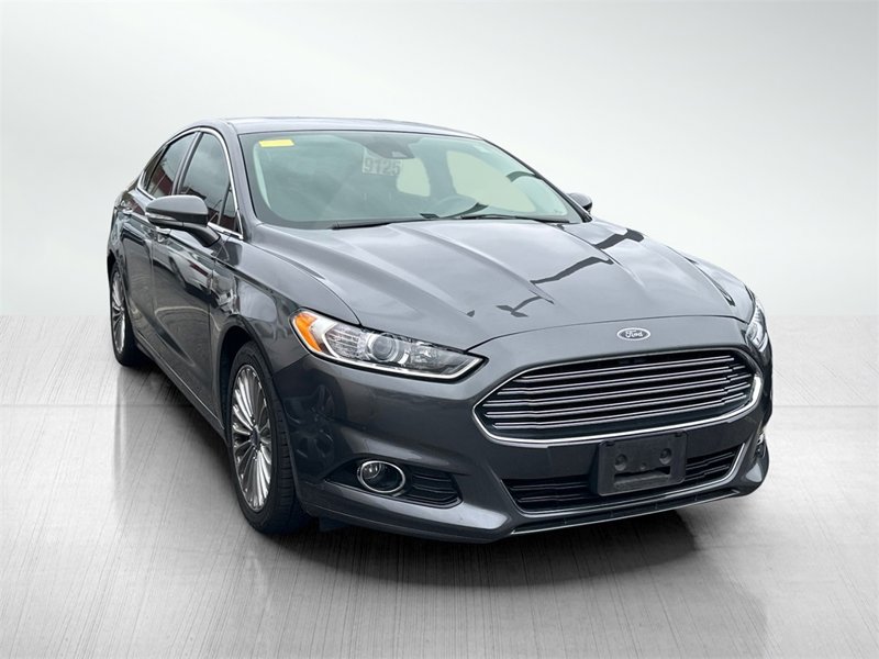 Used 2016 Ford Fusion Titanium image 1