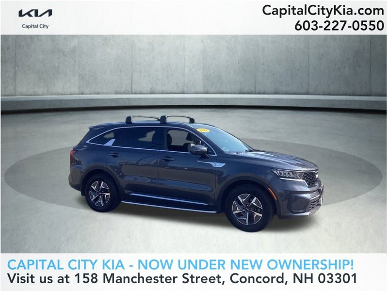Certified 2022 Kia Sorento S image 1