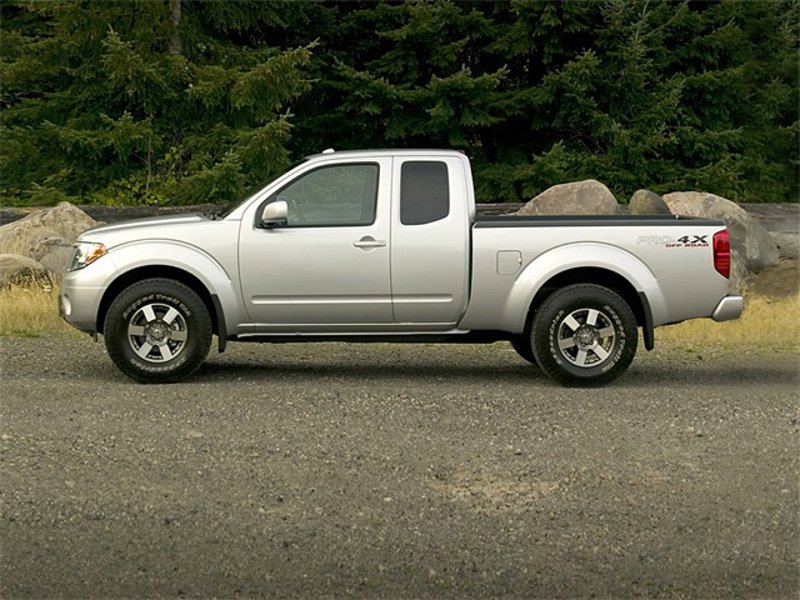 Used 2014 Nissan Frontier SV w/ SV Value Truck Package image 1