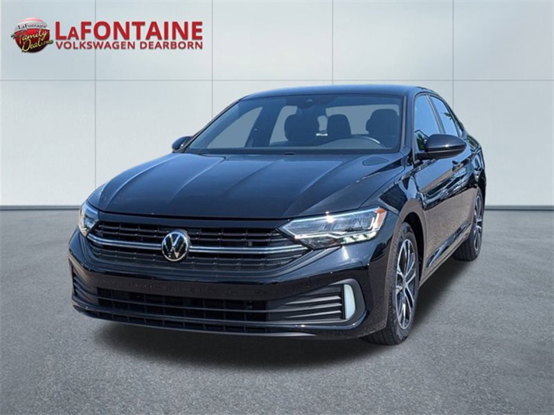 Certified 2024 Volkswagen Jetta Sport image 1
