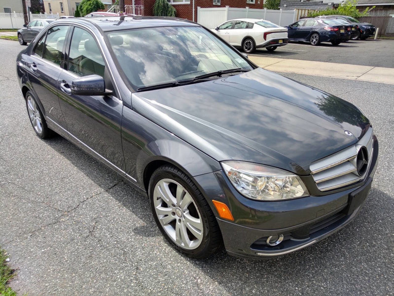 Used 2011 Mercedes-Benz C 300 Sedan image 1