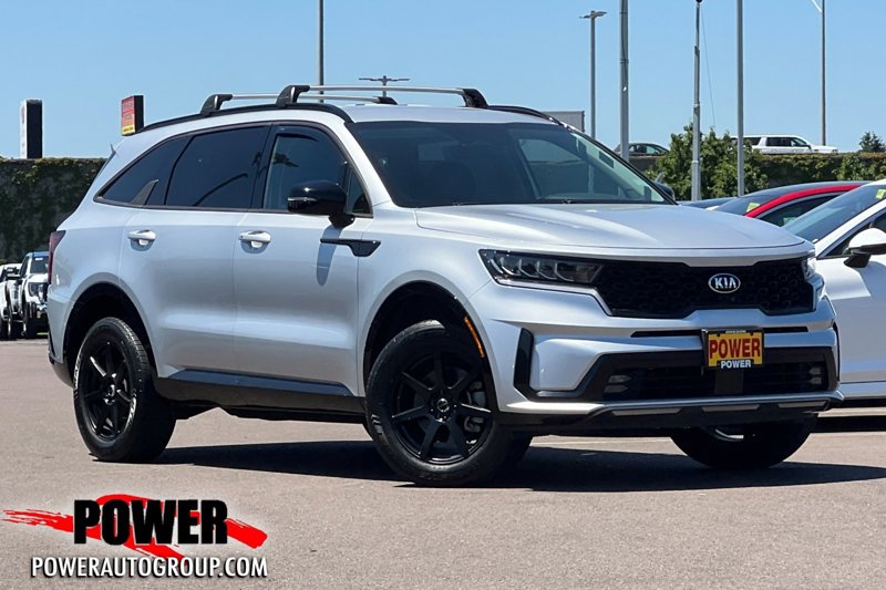Certified 2021 Kia Sorento EX image 1