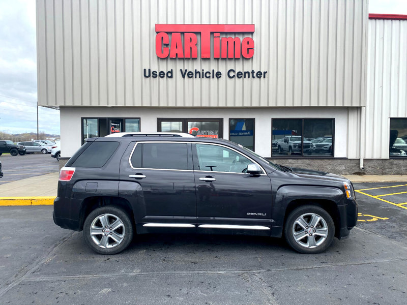 Used 2015 GMC Terrain Denali image 1