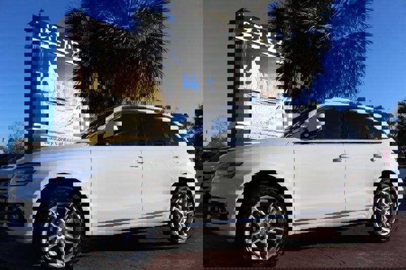 Used 2017 Audi Q5 2.0T Premium image 1