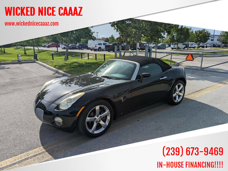 Used 2006 Pontiac Solstice Convertible w/ Premium Package image 1