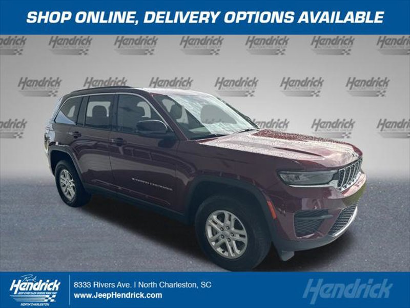 Certified 2024 Jeep Grand Cherokee Laredo image 1