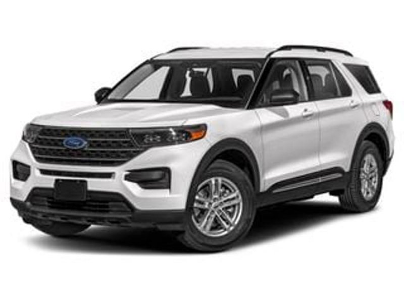Certified 2024 Ford Explorer XLT w/ Equipment Group 202A image 1
