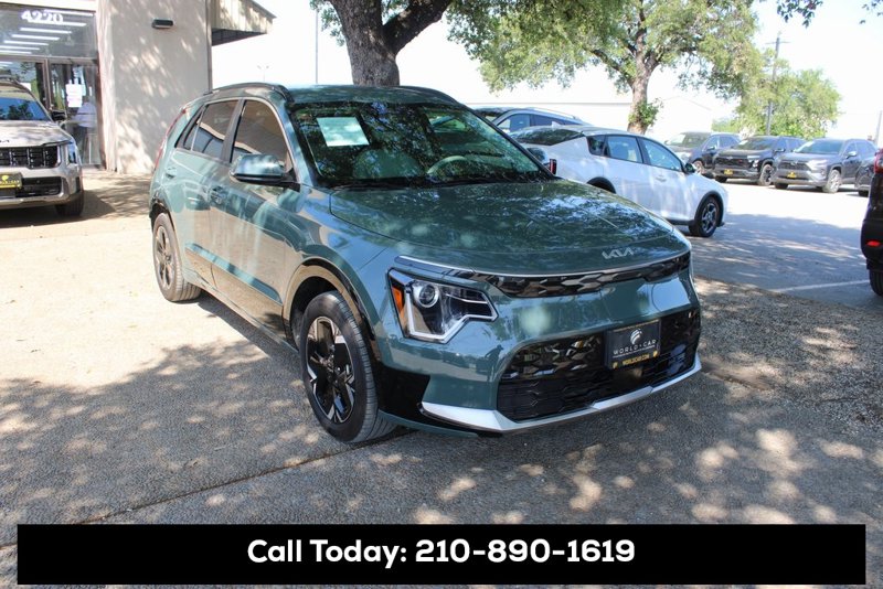 Certified 2023 Kia Niro Wind image 1