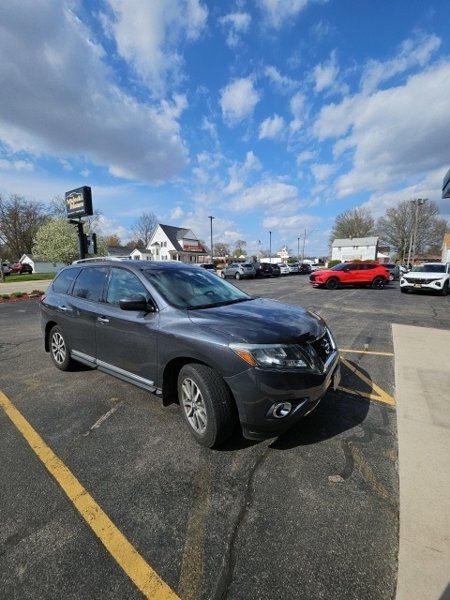 Used 2013 Nissan Pathfinder SL w/ Trailer Tow Pkg image 1