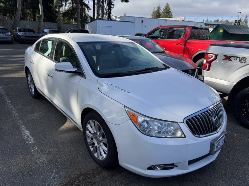 Used 2013 Buick LaCrosse Leather image 1