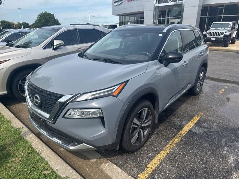 Certified 2022 Nissan Rogue Platinum w/ Head-Up Display Package image 1
