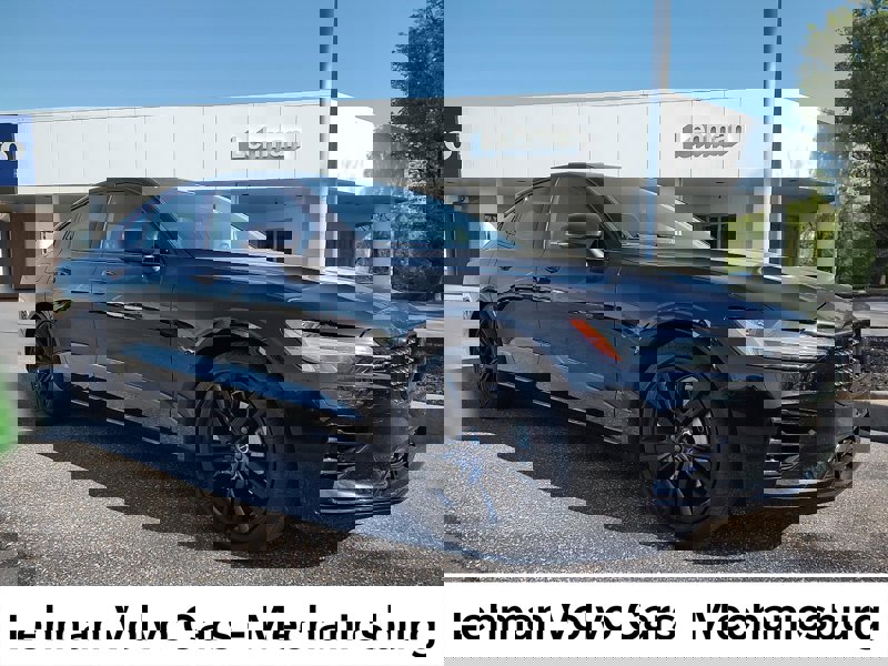 Certified 2023 Volvo S60 T8 Plus image 1