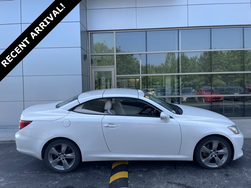 Used 2010 Lexus IS 250C image 1
