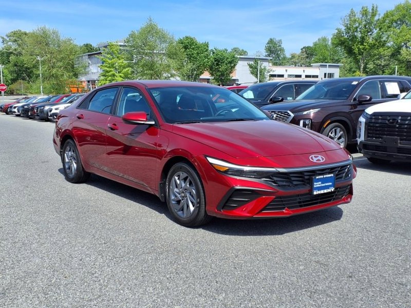 Certified 2024 Hyundai Elantra SEL image 1