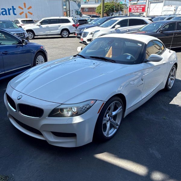 Used 2011 BMW Z4 sDrive30i image 1