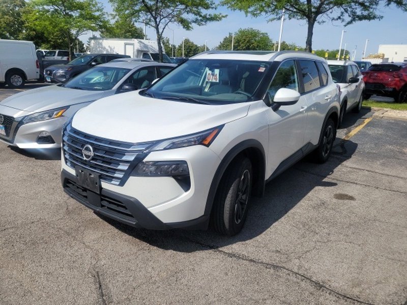 Certified 2024 Nissan Rogue SV w/ SV Premium Package image 1
