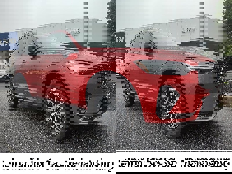 Certified 2024 Volvo XC60 B5 Plus image 1