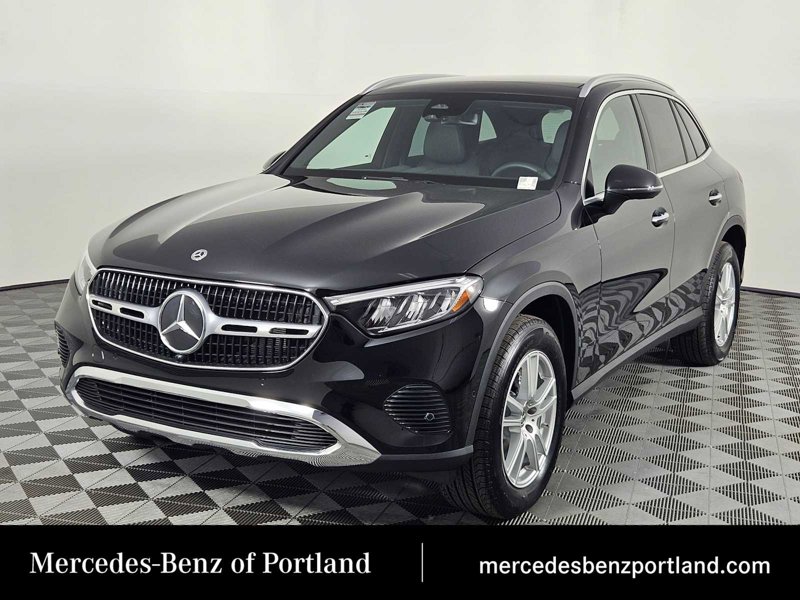 Certified 2025 Mercedes-Benz GLC 300 4MATIC image 1
