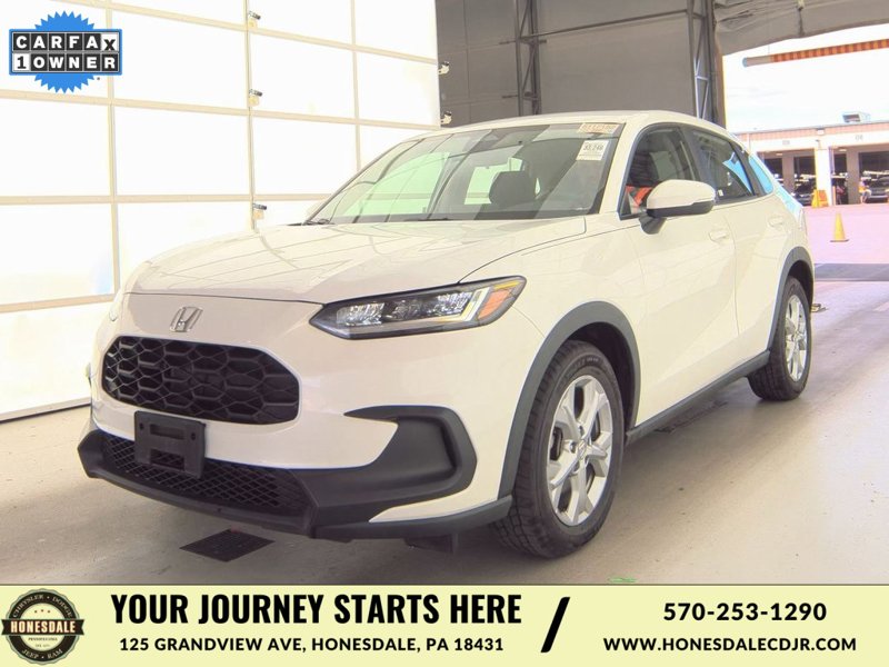 Used 2023 Honda HR-V LX image 1