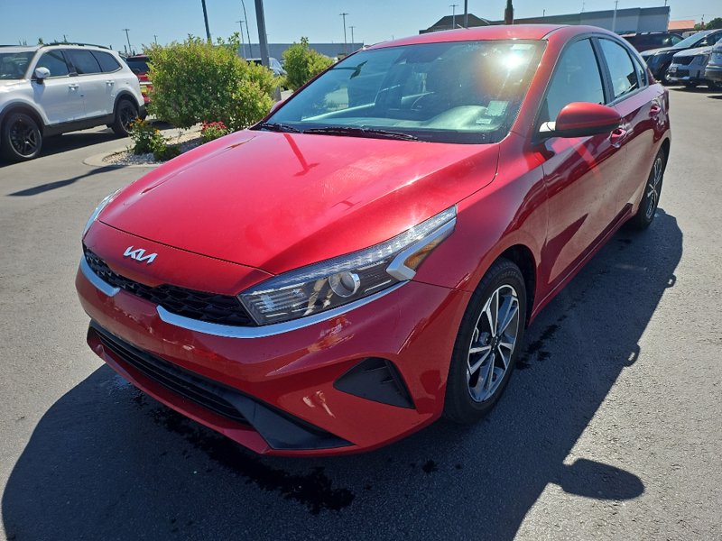 Certified 2023 Kia Forte LXS image 1