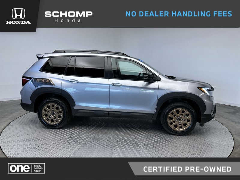 Certified 2023 Honda Passport TrailSport image 1