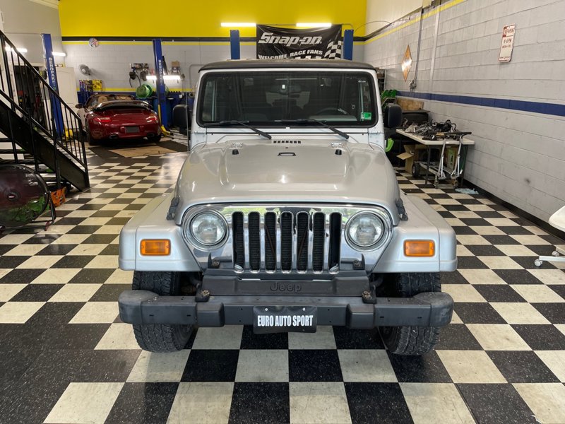 Used 2005 Jeep Wrangler Unlimited image 1