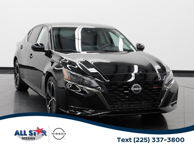 Certified 2024 Nissan Altima 2.0 SR image 1