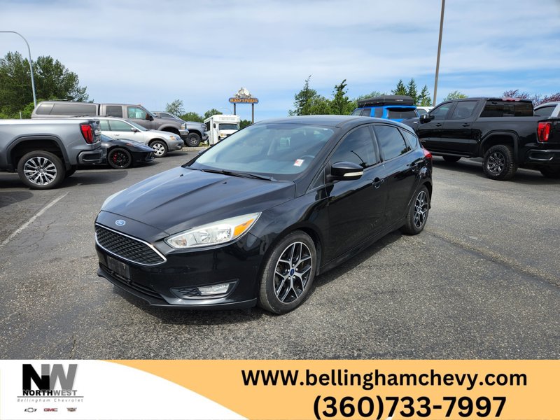 Used 2015 Ford Focus SE w/ SE Sport Package image 1